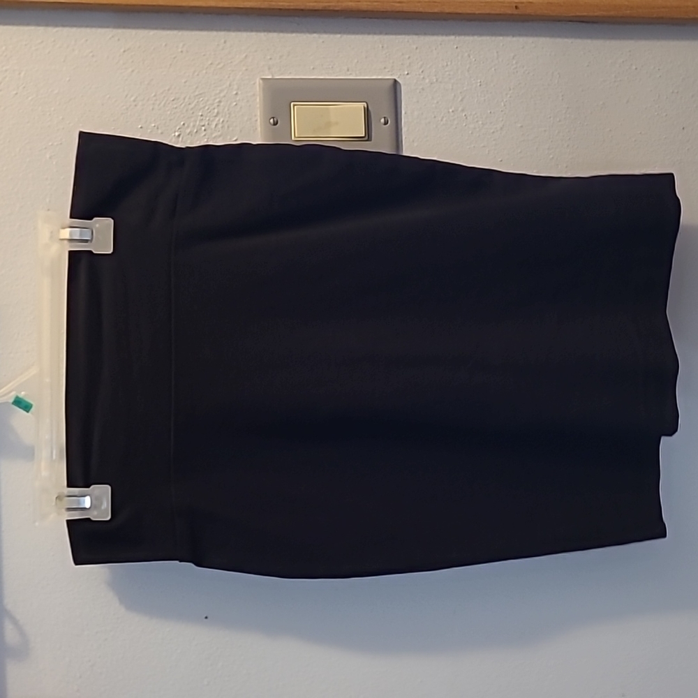 Black Charlotte Russe medium pencil skirt